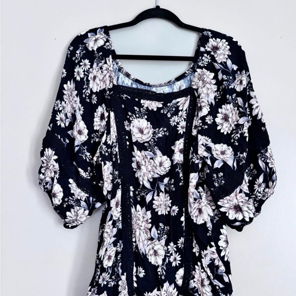 Floral peasant blouse